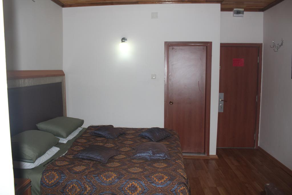 Herton Hotel Istambul Quarto foto