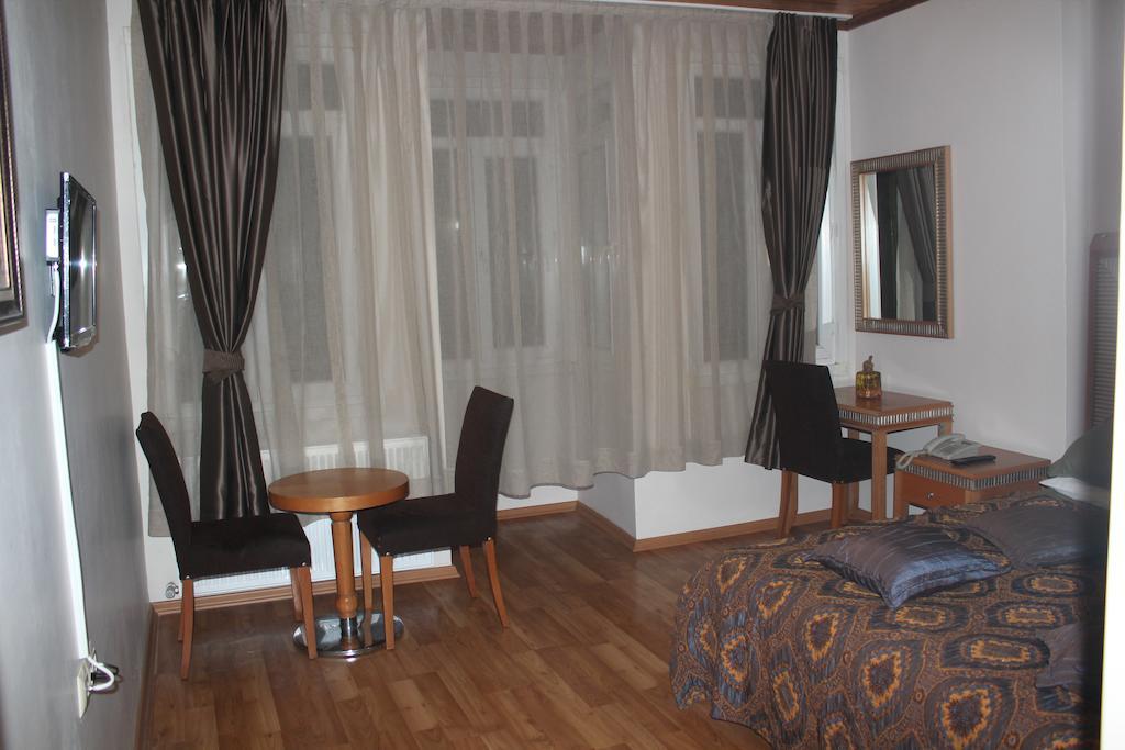 Herton Hotel Istambul Exterior foto